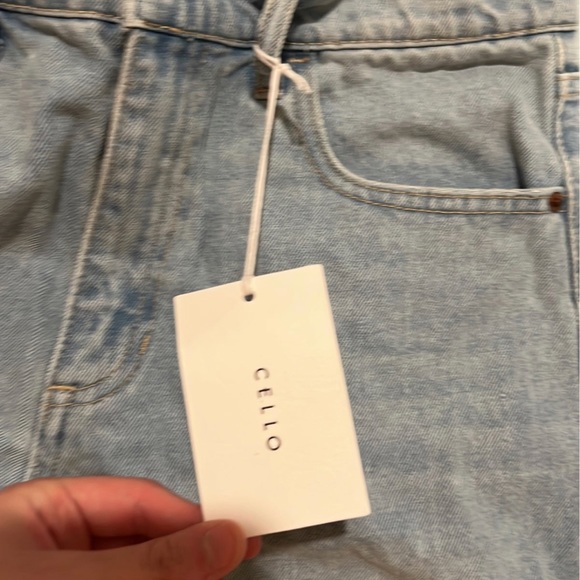 BRAND NEW JEAN SHORTS! - Picture 3 of 3